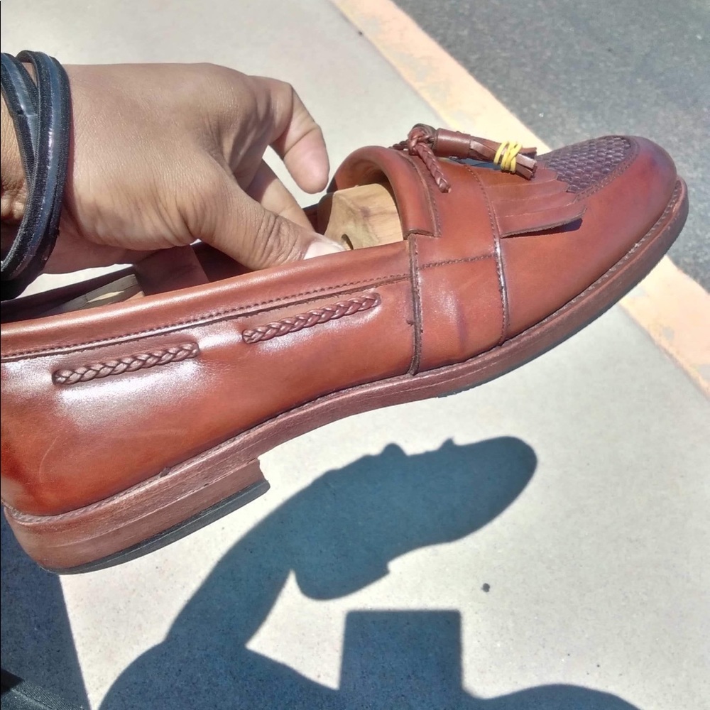 Allen Edmonds - Picture 8 of 11